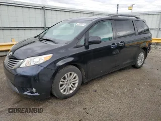 2015 Toyota Sienna XLE with VIN 5TDYK3DC5FS630833, listed as a Copart auction lot 47635315 with 95,139 mi miles and Salvage Title. Bid and sale history available at carsss.com. Image 1.