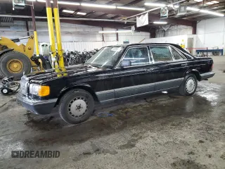 1990 Mercedes-Benz 300 with VIN WDBCA25D8LA523894, listed as a Copart auction lot 83338504 with 222,590 mi miles and Clean Title. Bid and sale history available at DreamBid. Image 1.
