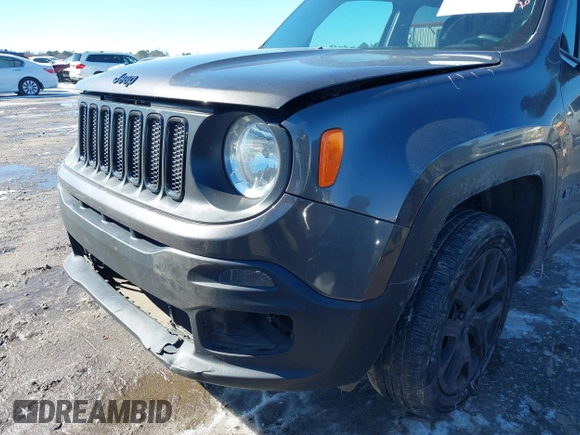 2017 Jeep Renegade Latitude with VIN ZACCJBBB7HPG48462, listed as a IAAI auction lot 41544445 with 94,594 mi miles. Bid and sale history available at carsss.com. Image 6.
