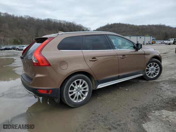 2010 Volvo XC60 3.0T with VIN YV4992DZ1A2021007, listed as a Copart auction lot 52097875 with 0 mi miles and Salvage Title. Bid and sale history available at carsss.com. Image 3.