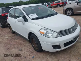 2009 Nissan Versa S с VIN 3N1BC13E79L443259, выставлен на аукционе IAAI как лот 42811197 с пробегом Не указан миль и . История ставок и продаж доступна на DreamBid. Изображение 1.