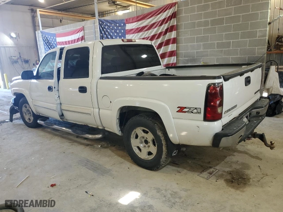 2004 Chevrolet Silverado 1500 Crew Cab LS with VIN 2GCEK13T041419603, listed as a Copart auction lot 57208774 with 179,514 mi miles and Salvage Title. Bid and sale history available at carsss.com. Image 2.