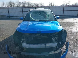 2019 Jeep Compass Latitude with VIN 3C4NJDBB3KT619609, listed as a IAAI auction lot 41173812 with 144,375 mi miles. Bid and sale history available at carsss.com. Image 13.