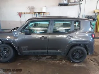 2019 Jeep Renegade Sport with VIN ZACNJBAB0KPK07349, listed as a IAAI auction lot 41618909 with 82,402 mi miles. Bid and sale history available at carsss.com. Image 14.