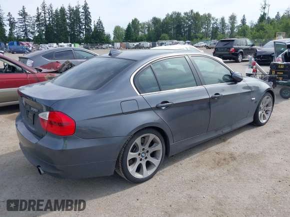2007 BMW 3 Series 335i with VIN WBAVB73517KY60596, listed as a IAAI auction lot 42504350 with 111,403 mi miles and . Bid and sale history available at DreamBid. Image 4.