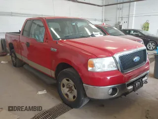 2008 Ford F-150 XLT с VIN 1FTPX14V98FB59744, выставлен на аукционе IAAI как лот 42400203 с пробегом 220 713 миль миль и . История ставок и продаж доступна на DreamBid. Изображение 1.