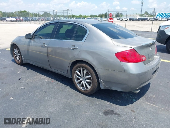 2008 Infiniti G35 Journey z VIN JNKBV61EX8M203780, wystawiony jako IAAI lot #42348361 z przebiegiem 182 858 mil mil oraz . Historia ofert i sprzedaży dostępna na DreamBid. Obrazek 3.