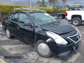 2015 Nissan Versa S Plus with VIN 3N1CN7AP5FL804831, listed as a IAAI auction lot 41743130 with 191,899 mi miles. Bid and sale history available at carsss.com. Image 1.