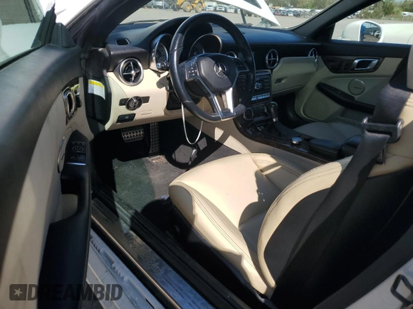 2014 Mercedes-Benz SLK 250 with VIN WDDPK4HA1EF081565, listed as a Copart auction lot 54008025 with 87,808 mi miles and Salvage title. Bid and sale history available at DreamBid. Image 8.