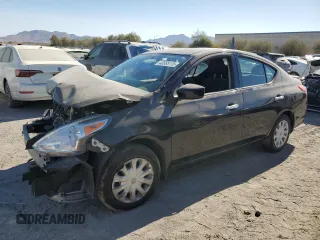 2019 Nissan Versa SV z VIN 3N1CN7AP4KL828712, wystawiony jako Copart lot #43385115 z przebiegiem 103 427 mil mil oraz Szkoda całkowita • Salvage title. Historia ofert i sprzedaży dostępna na DreamBid. Obrazek 1.
