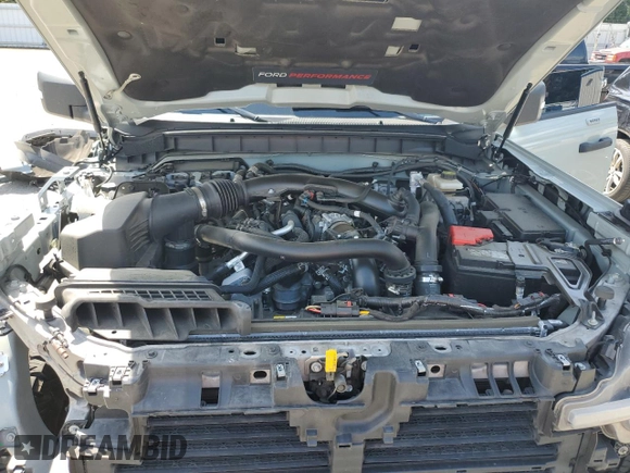 2023 Ford Bronco Raptor z VIN 1FMEE5JR7PLA93752, wystawiony jako Copart lot #57440075 z przebiegiem 33 549 mil mil oraz Szkody całkowita. Historia ofert i sprzedaży dostępna na DreamBid. Obrazek 12.