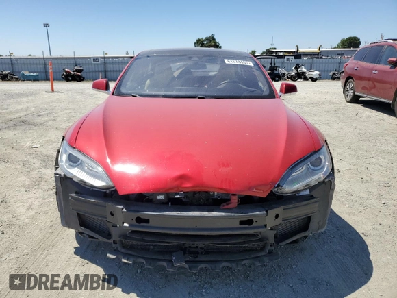 2014 Tesla Model S 60 with VIN 5YJSA1H17EFP64266, listed as a Copart auction lot 61678485 with 104,160 mi miles and Salvage title. Bid and sale history available at DreamBid. Image 5.