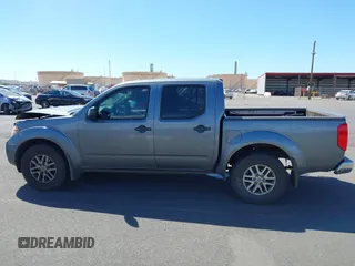 2017 Nissan Frontier SV с VIN 1N6AD0ER5HN775826, выставлен на аукционе IAAI как лот 41713699 с пробегом 218 386 миль миль и . История ставок и продаж доступна на DreamBid. Изображение 14.
