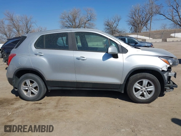 2017 Chevrolet Trax LS with VIN KL7CJNSB3HB192761, listed as a IAAI auction lot 41791039 with 76,591 mi miles. Bid and sale history available at carsss.com. Image 13.