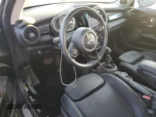 2018 MINI Hardtop Cooper S with VIN WMWXP7C53J2A47250, listed as a Copart auction lot 74522464 with Not Provided miles and Non Repairable. Bid and sale history available at DreamBid. Image 8.
