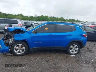 2021 Jeep Compass Altitude z VIN 3C4NJDBB0MT570078, wystawiony jako IAAI lot #42223102 z przebiegiem 41 537 mil mil oraz . Historia ofert i sprzedaży dostępna na DreamBid. Obrazek 15.