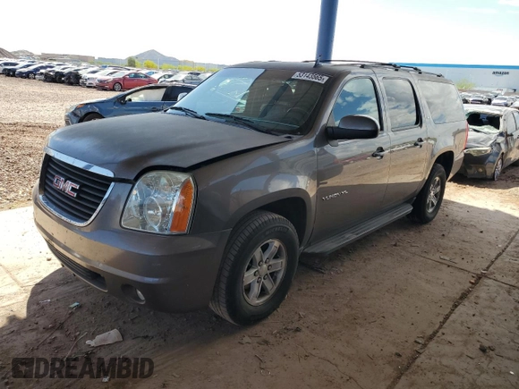 2013 GMC Yukon XL SLT with VIN 1GKS1KE09DR305240, listed as a Copart auction lot 53143565 with 210,872 mi miles and Salvage Title. Bid and sale history available at DreamBid. Image 1.