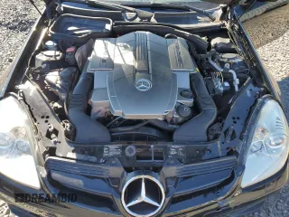 2007 Mercedes-Benz SLK-Class 5.5L AMG with VIN WDBWK73F67F150682, listed as a Copart auction lot 69413164 with 109,198 mi miles and Salvage Title. Bid and sale history available at carsss.com. Image 11.