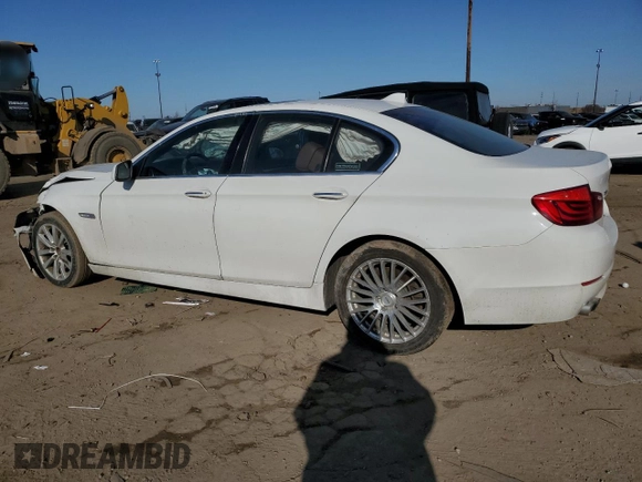 2013 BMW 5 Series 528i xDrive z VIN WBAXH5C51DD107260, wystawiony jako Copart lot #48537275 z przebiegiem 144 959 mil mil oraz Czysty tytuł • Clean title. Historia ofert i sprzedaży dostępna na DreamBid. Obrazek 2.