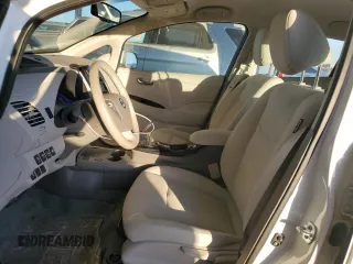 2017 Nissan LEAF SL with VIN 1N4BZ0CPXHC300894, listed as a Copart auction lot 82243014 with 9,895 mi miles and Clean Title. Bid and sale history available at carsss.com. Image 7.