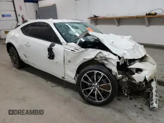 2017 Toyota 86 with VIN JF1ZNAA13H8701737, listed as a Copart auction lot 85735694 with 0 mi miles and Salvage Title. Bid and sale history available at carsss.com. Image 4.
