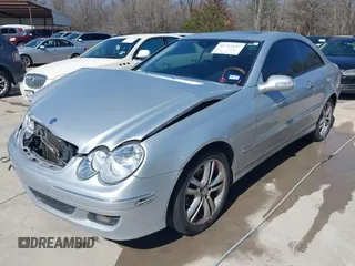 2008 Mercedes-Benz CLK 350 with VIN WDBTJ56H98F254530, listed as a IAAI auction lot 41715192 with 163,563 mi miles and . Bid and sale history available at carsss.com. Image 2.