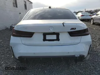2024 BMW M3 Competition xDrive z VIN WBS43AY05RFT23854, wystawiony jako Copart lot #45918415 z przebiegiem Nie podano mil oraz Szkody całkowita. Historia ofert i sprzedaży dostępna na DreamBid. Obrazek 6.