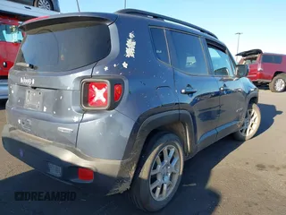 2020 Jeep Renegade Latitude with VIN ZACNJABB4LPL04774, listed as a IAAI auction lot 41997386 with 59,985 mi miles. Bid and sale history available at carsss.com. Image 4.