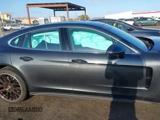 2023 Porsche Panamera S с VIN WP0AB2A70PL130150, выставлен на аукционе IAAI как лот 40179930 с пробегом 5 772 миль миль и . История ставок и продаж доступна на DreamBid. Изображение 13.