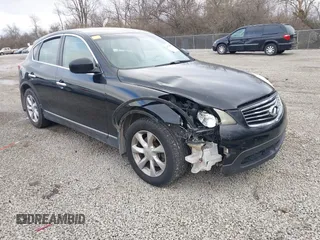 2010 Infiniti EX Journey with VIN JN1AJ0HR0AM753139, listed as a IAAI auction lot 41520935 with 220,883 mi miles. Bid and sale history available at carsss.com. Image 1.