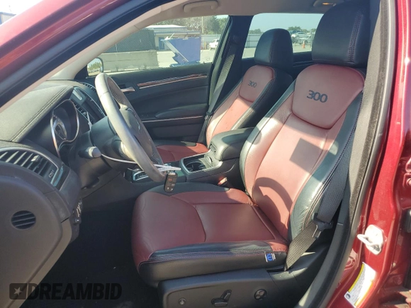 2019 Chrysler 300 Touring with VIN 2C3CCAAG8KH745877, listed as a Copart auction lot 53188825 with 33,171 mi miles and Salvage Title. Bid and sale history available at carsss.com. Image 7.