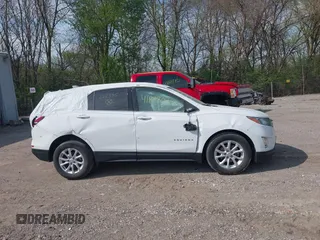 2020 Chevrolet Equinox LT with VIN 3GNAXKEV7LL262385, listed as a IAAI auction lot 41888039 with 53,558 mi miles. Bid and sale history available at carsss.com. Image 13.