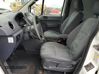 2013 Ford Transit Connect XLT z VIN NM0LS7BN1DT163007, wystawiony jako Copart lot #61023585 z przebiegiem 88 943 mil mil oraz Czysty tytuł • Clean title. Historia ofert i sprzedaży dostępna na DreamBid. Obrazek 7.