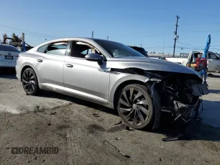 2019 Volkswagen Arteon SEL R-Line с VIN WVWSR7AN5KE026391, выставлен на аукционе Copart как лот 51545145 с пробегом 83 739 миль миль и Списание • Salvage title. История ставок и продаж доступна на DreamBid. Изображение 4.