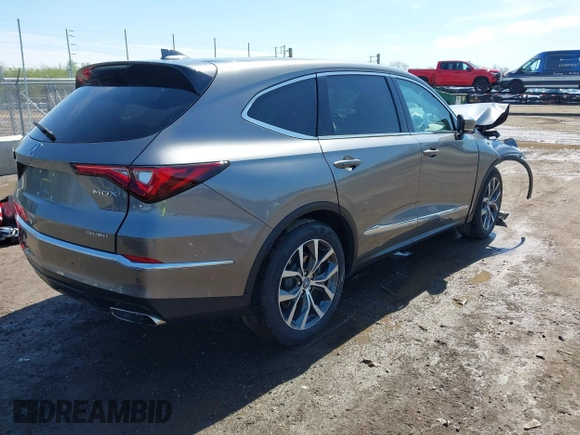 2024 Acura MDX w/Technology Package with VIN 5J8YE1H47RL005369, listed as a IAAI auction lot 41982915 with 17,307 mi miles. Bid and sale history available at carsss.com. Image 4.