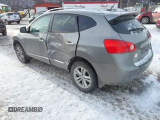 2015 Nissan Rogue S z VIN JN8AS5MV6FW762132, wystawiony jako IAAI lot #41377990 z przebiegiem 175 320 mil mil oraz . Historia ofert i sprzedaży dostępna na DreamBid. Obrazek 3.