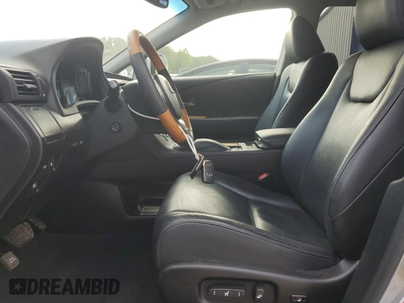 2015 Lexus RX 450h z VIN 2T2BC1BA7FC007159, wystawiony jako Copart lot #58766495 z przebiegiem 105 293 mil mil oraz Szkoda całkowita • Salvage title. Historia ofert i sprzedaży dostępna na DreamBid. Obrazek 7.