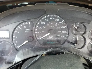 2002 Chevrolet Avalanche with VIN 3GNEC13T52G282702, listed as a Copart auction lot 62172665 with 184,024 mi miles and Salvage title. Bid and sale history available at DreamBid. Image 9.