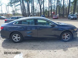 2016 Chevrolet Malibu LS z VIN 1G1ZB5ST3GF204541, wystawiony jako IAAI lot #41880728 z przebiegiem 192 872 mil mil oraz . Historia ofert i sprzedaży dostępna na DreamBid. Obrazek 12.