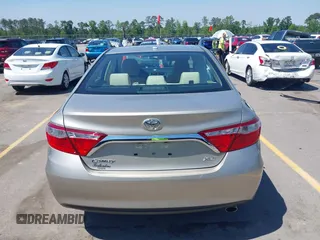 2017 Toyota Camry XLE z VIN 4T1BF1FK3HU786219, wystawiony jako IAAI lot #42097020 z przebiegiem 73 225 mil mil oraz . Historia ofert i sprzedaży dostępna na DreamBid. Obrazek 16.