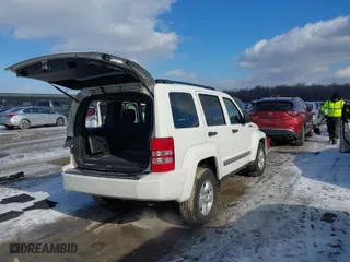 2010 Jeep Liberty Sport with VIN 1J4PN2GK3AW150552, listed as a IAAI auction lot 41537872 with 236,951 mi miles. Bid and sale history available at carsss.com. Image 4.