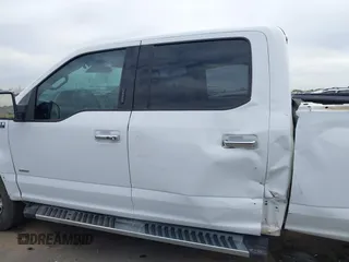 2015 Ford F-150 XLT w/HD Payload Pkg with VIN 1FTFW1EG0FKD99316, listed as a IAAI auction lot 42024645 with 275,335 mi miles. Bid and sale history available at carsss.com. Image 15.