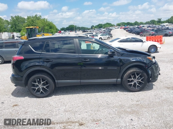 2017 Toyota RAV4 SE z VIN 2T3JFREV2HW677084, wystawiony jako IAAI lot #42236638 z przebiegiem 107 343 mil mil oraz . Historia ofert i sprzedaży dostępna na DreamBid. Obrazek 13.