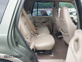 2001 Ford Expedition Eddie Bauer with VIN 1FMRU17LX1LB27819, listed as a IAAI auction lot 42378797 with 283,609 mi miles and . Bid and sale history available at DreamBid. Image 8.