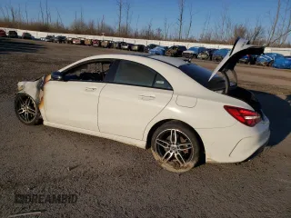 2018 Mercedes-Benz CLA 250 z VIN WDDSJ4GB6JN596858, wystawiony jako Copart lot #49793815 z przebiegiem Nie podano mil oraz Szkody całkowita. Historia ofert i sprzedaży dostępna na DreamBid. Obrazek 2.