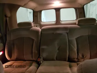 2000 Chevrolet Suburban with VIN 1GNFK16T9YJ169393, listed as a Copart auction lot 84970004 with 304,002 mi miles and Salvage Title. Bid and sale history available at carsss.com. Image 10.