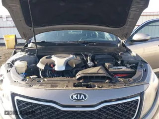 2013 Kia Optima SX w/Limited Pkg with VIN 5XXGR4A67DG191290, listed as a IAAI auction lot 41864684 with 136,525 mi miles. Bid and sale history available at carsss.com. Image 10.