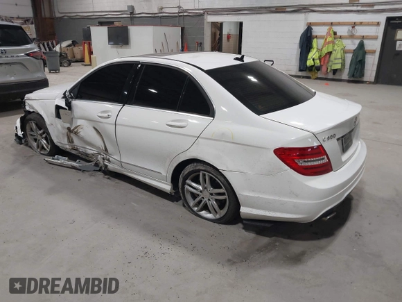 2013 Mercedes-Benz C-Class C 300 Sport with VIN WDDGF8AB7DA833263, listed as a IAAI auction lot 41904490 with 133,746 mi miles. Bid and sale history available at carsss.com. Image 3.