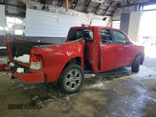 2021 Ram 1500 Big Horn with VIN 1C6SRFBT1MN798825, listed as a Copart auction lot 43116495 with 25,635 mi miles and Salvage Title. Bid and sale history available at carsss.com. Image 3.