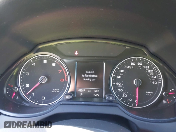2015 Audi Q5 Premium Plus with VIN WA1LFAFP7FA119828, listed as a IAAI auction lot 41023540 with 69,087 mi miles. Bid and sale history available at carsss.com. Image 7.